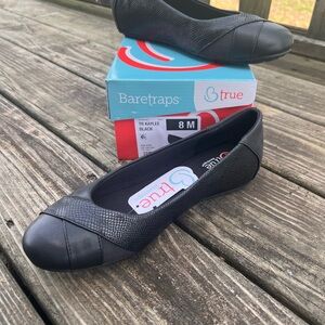 BareTraps Black Kaylee Textured Ballet Flats